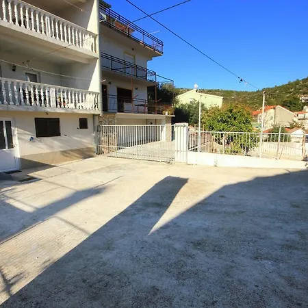 Apartmán By The Sea Marina, Trogir - 9443 *